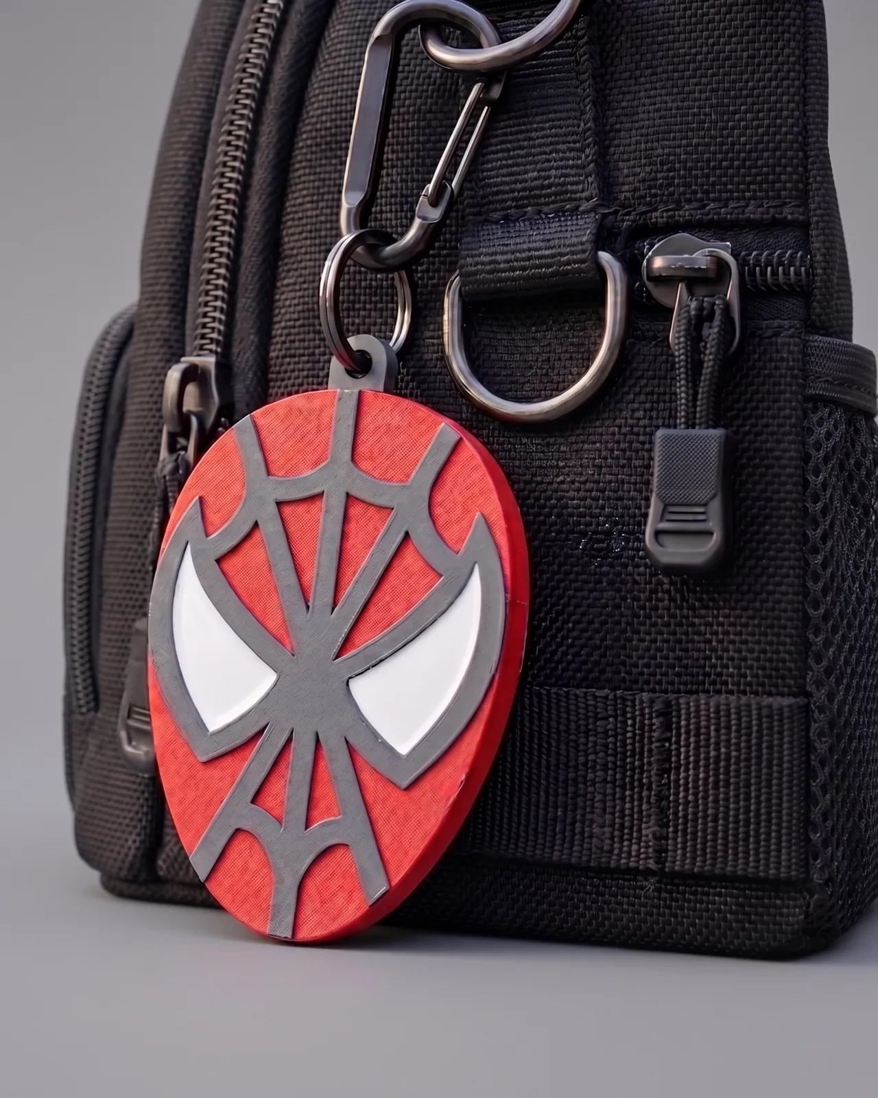 Spider-Hero Mask Keychain — Flat Multi-Colour 3D Print